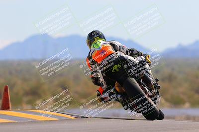 media/Oct-09-2022-SoCal Trackdays (Sun) [[95640aeeb6]]/Turn 9 Backside (120pm)/